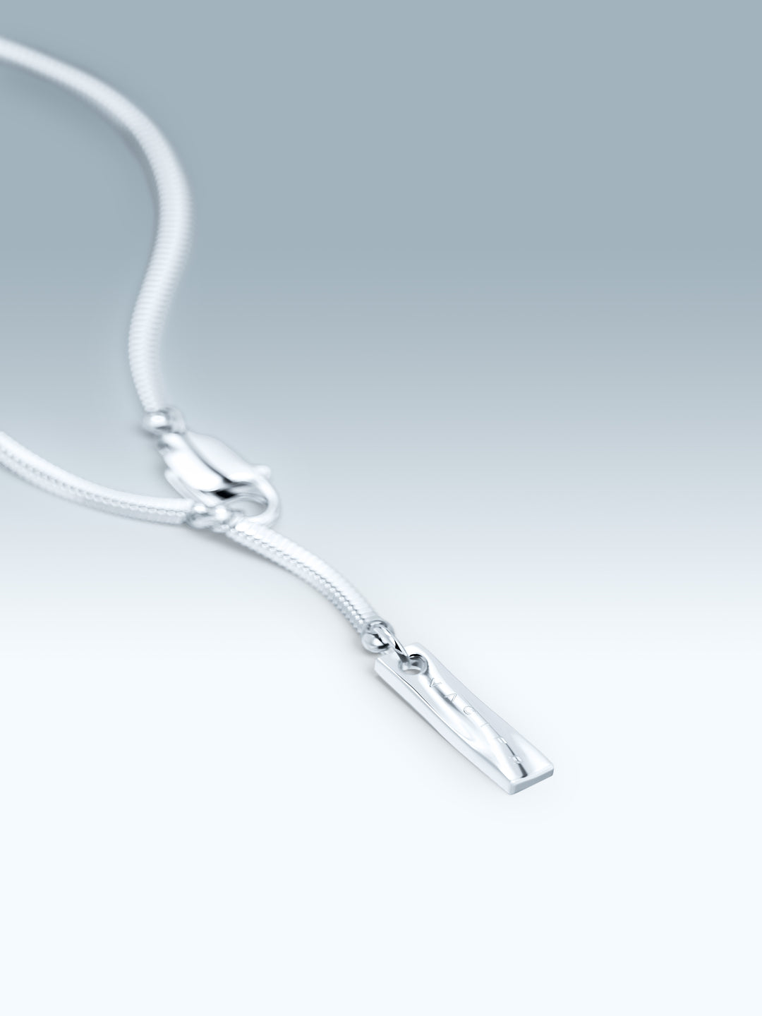 SQUARE CHAIN NECKLACE