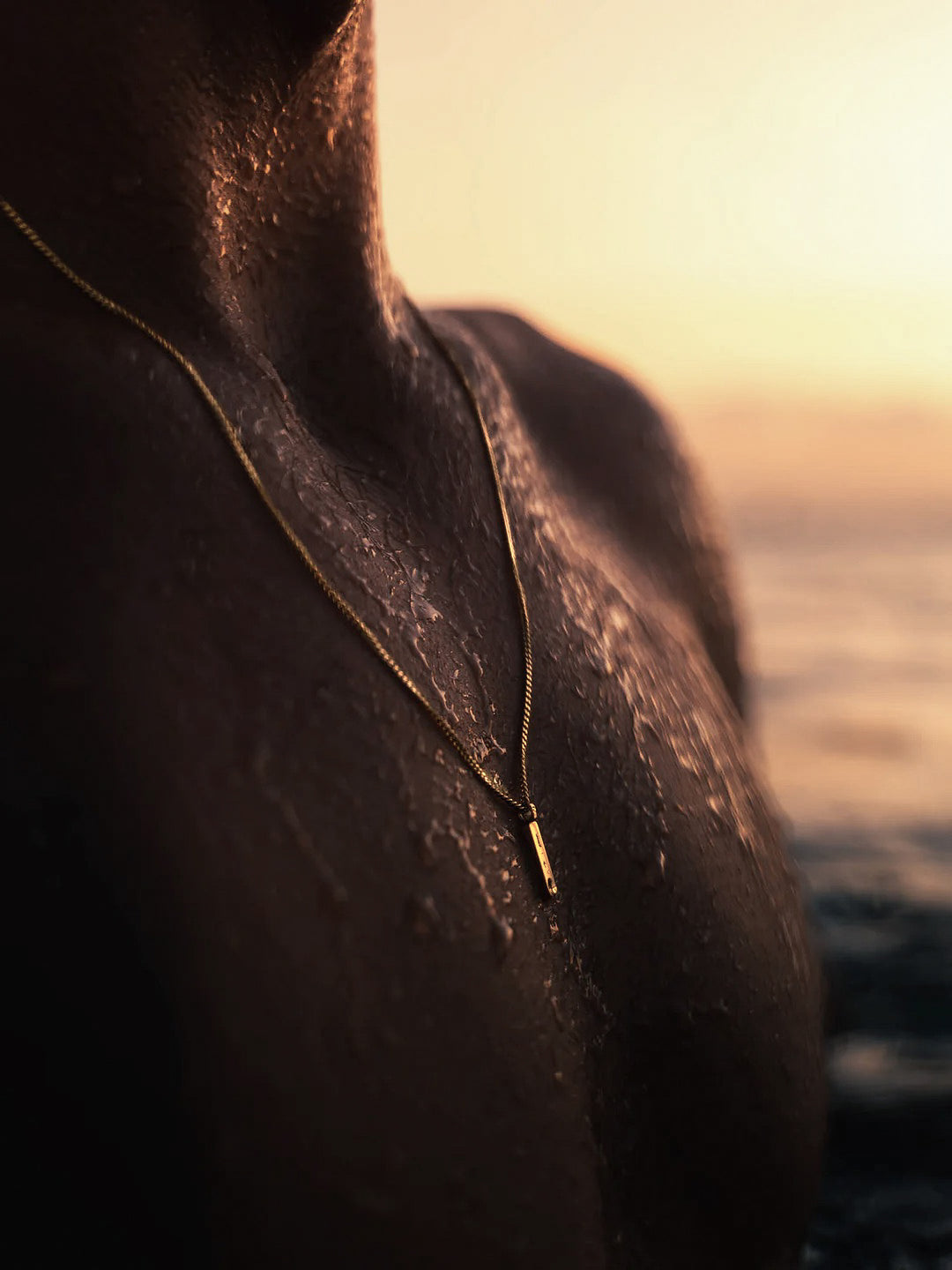 MINIMAL PENDANT NECKLACE