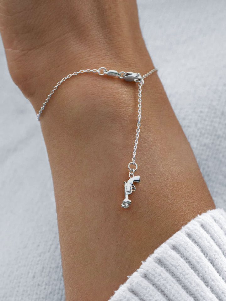 Non-Violence x Vacier Women's Chain Bracelet