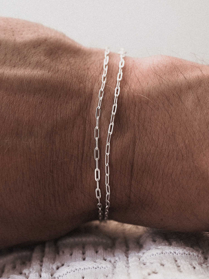 CLIP CHAIN BRACELET IN SILVER