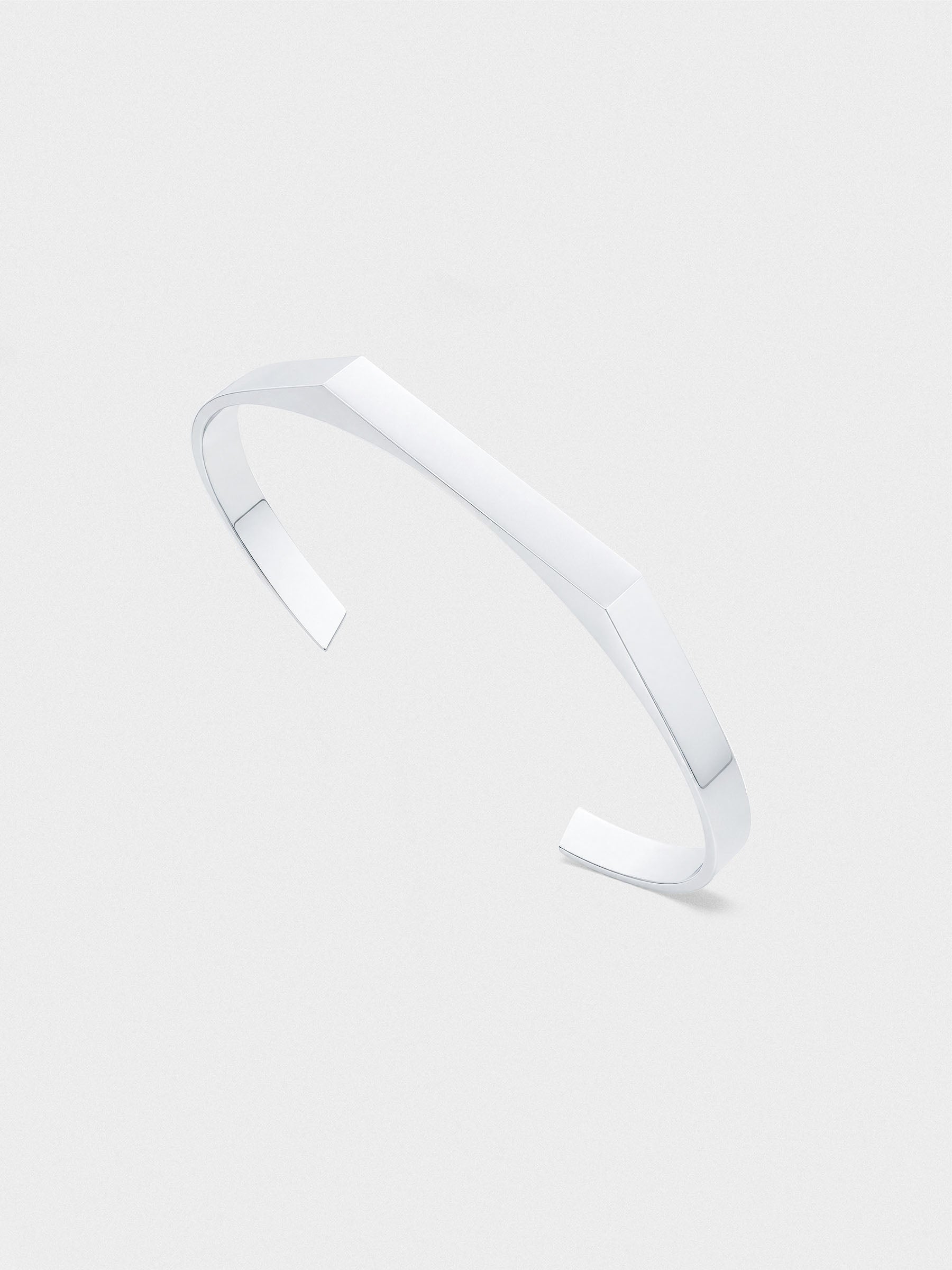 Unisize Signet Cuff in Silver - Minimal Jewelry for Men – Vacier US