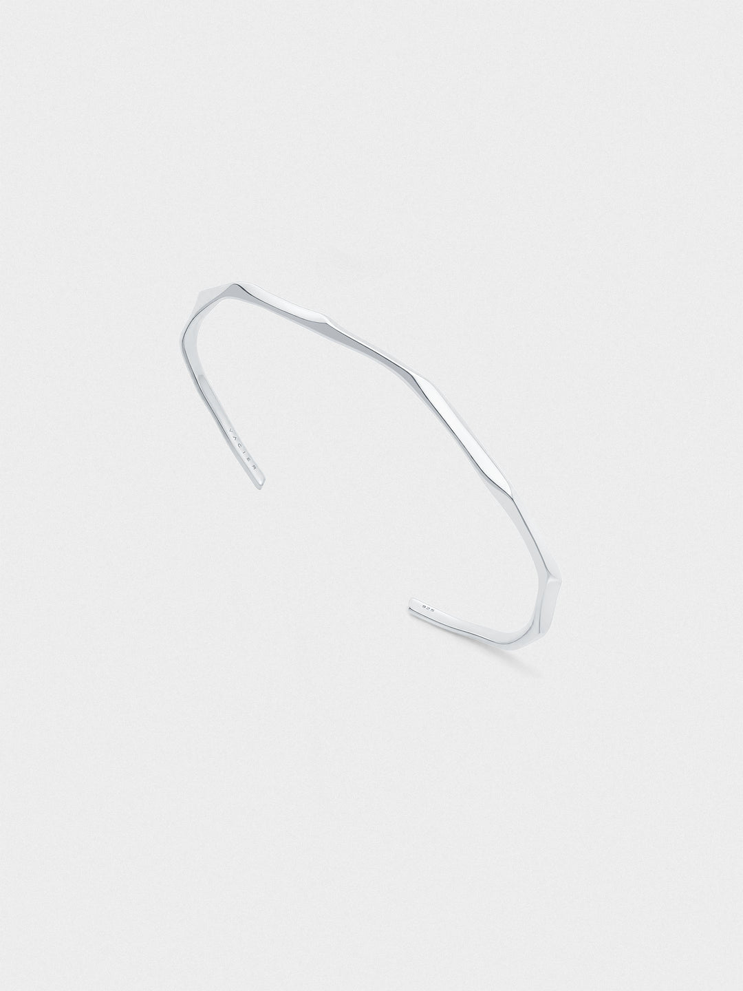 VEER CUFF IN SILVER